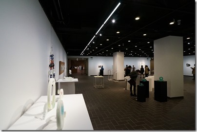 第8回ガラス教育機関合同作品展　ギャラリーB 奥から左側